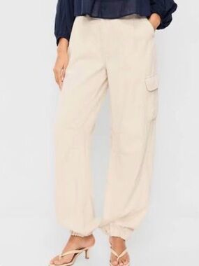 Old Navy Twill Barrel Cargo Pants Size Large Style 974921 Ecru Cream Jogger